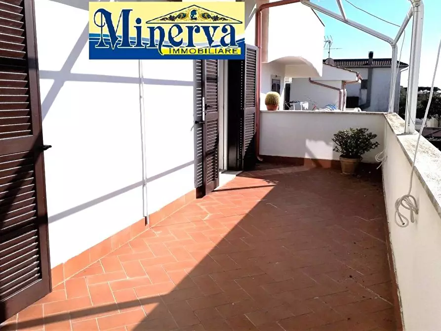 Immagine 65 di Villetta a schiera in vendita  in via di valle palomba a Anzio