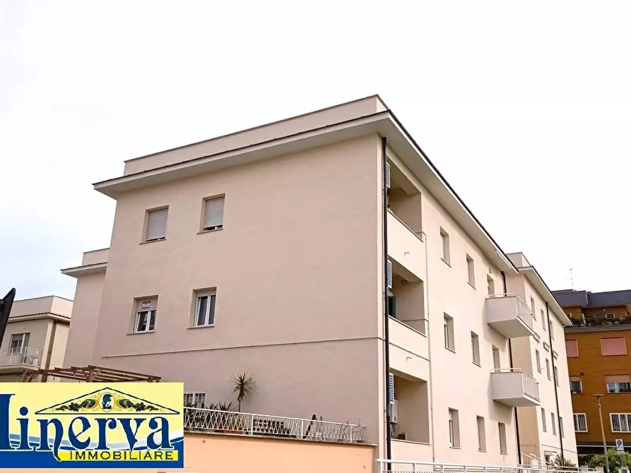 Immagine 3 di Appartamento in affitto  in Via Breschi a Anzio