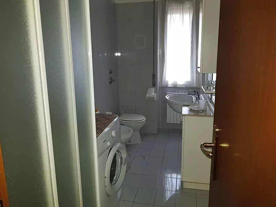 Immagine 9 di Appartamento in affitto  in Via Monte Sabotino a Paderno Dugnano