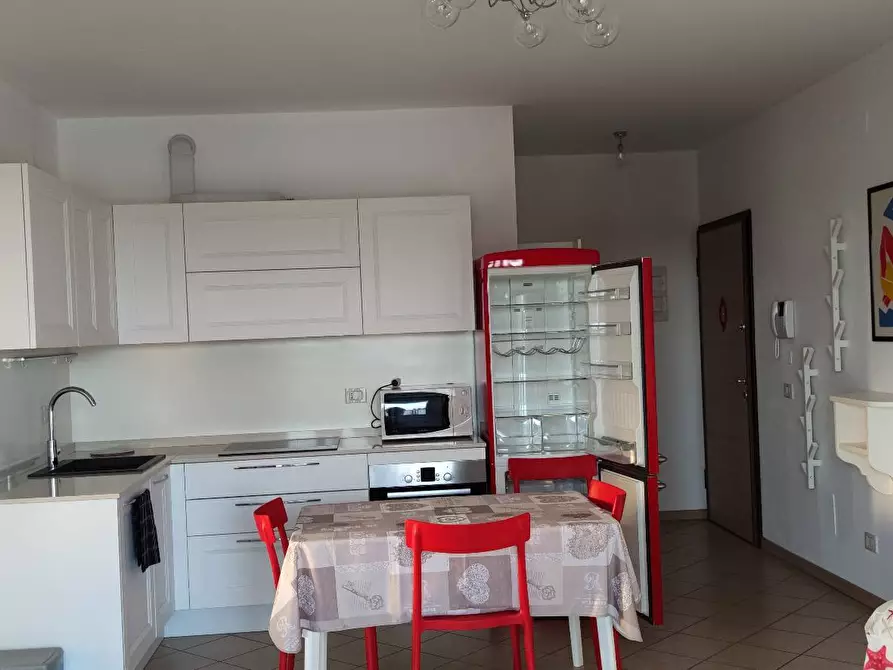 Immagine 1 di Appartamento in affitto  in via Sempione a Paderno Dugnano