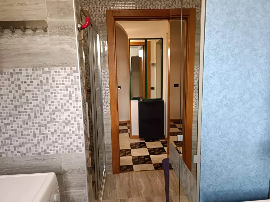 Immagine 4 di Camera in affitto  in Via Rotondi a Paderno Dugnano