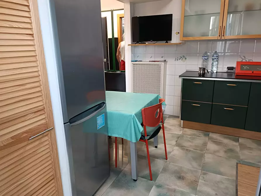 Immagine 10 di Camera in affitto  in Via Gransci a Paderno Dugnano