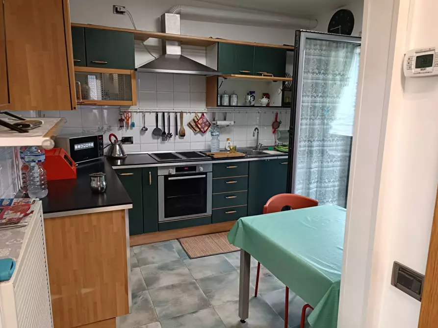 Immagine 13 di Camera in affitto  in Via Gransci a Paderno Dugnano