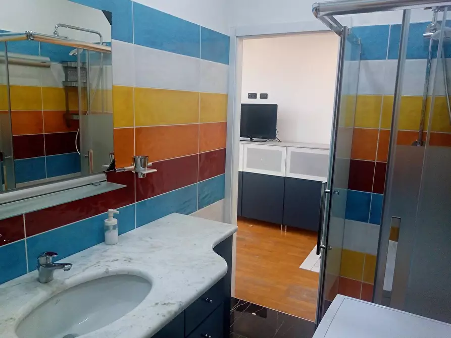 Immagine 3 di Camera in affitto  in VIA Gramsci a Paderno Dugnano