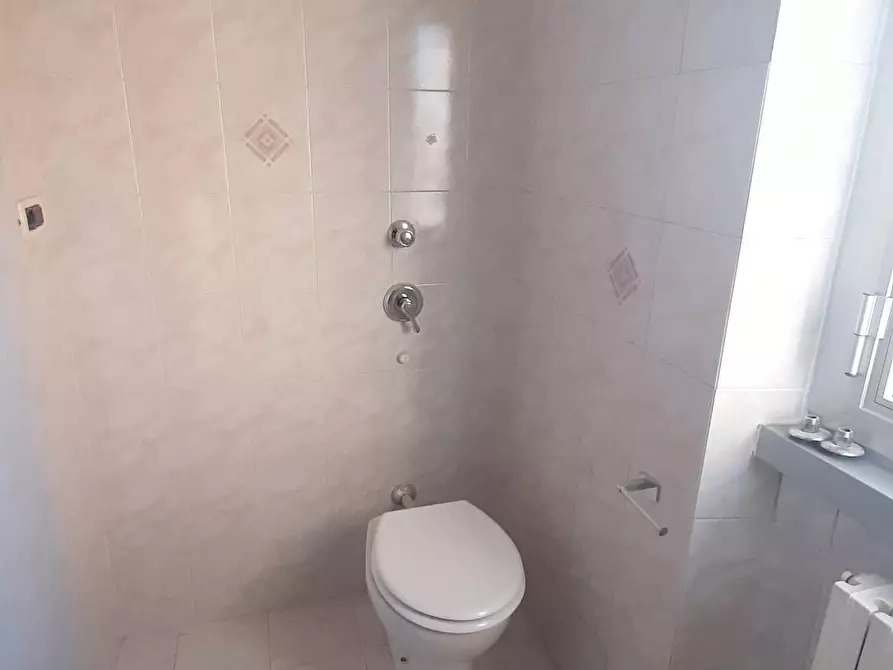 Immagine 12 di Appartamento in affitto  in via Edison 2 a Paderno Dugnano