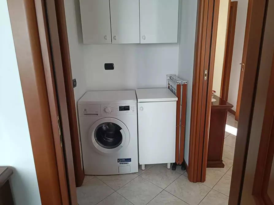 Immagine 25 di Appartamento in affitto  in via Volta 188 a Senago