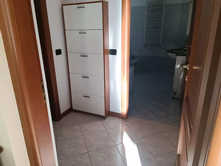 Immagine 17 di Appartamento in affitto  in via Volta 188 a Senago
