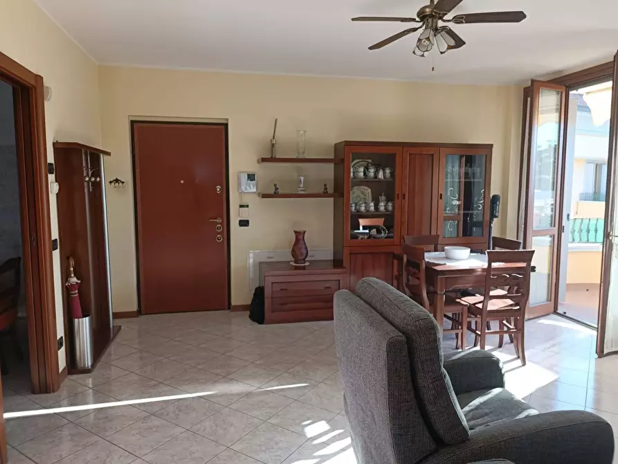 Immagine 11 di Appartamento in affitto  in via Volta 188 a Senago