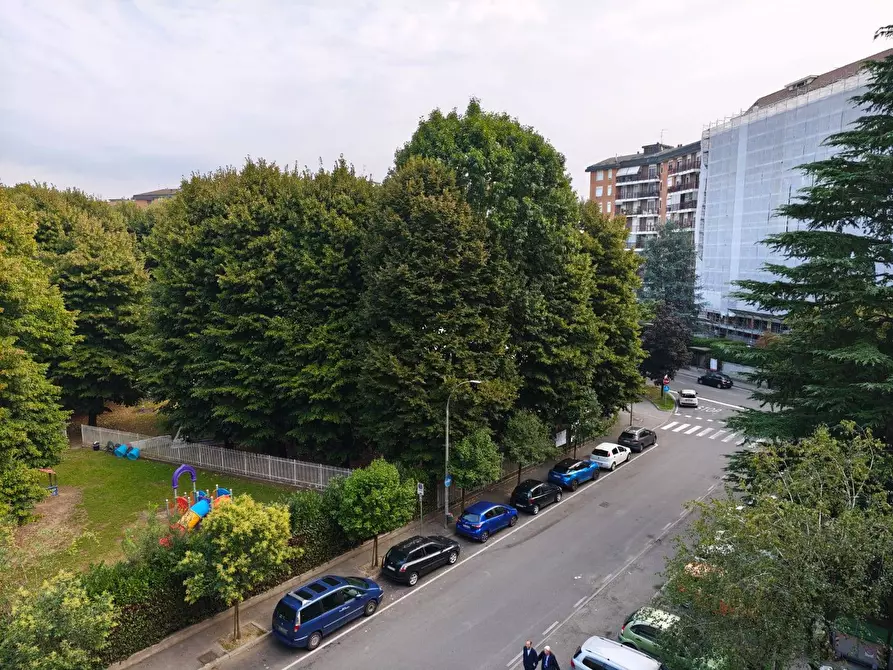 Immagine 10 di Camera in affitto  in via Trento a Paderno Dugnano