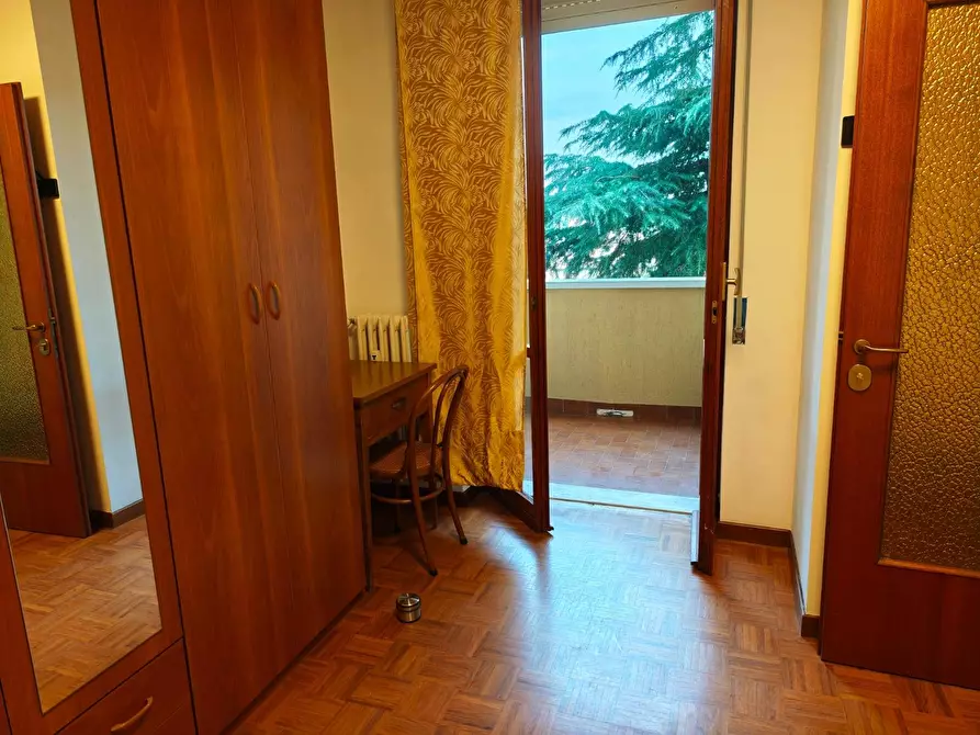 Immagine 19 di Camera in affitto  in via Trento a Paderno Dugnano