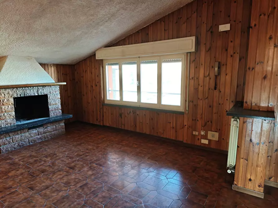 Immagine 21 di Appartamento in affitto  in via Toti 23 a Paderno Dugnano