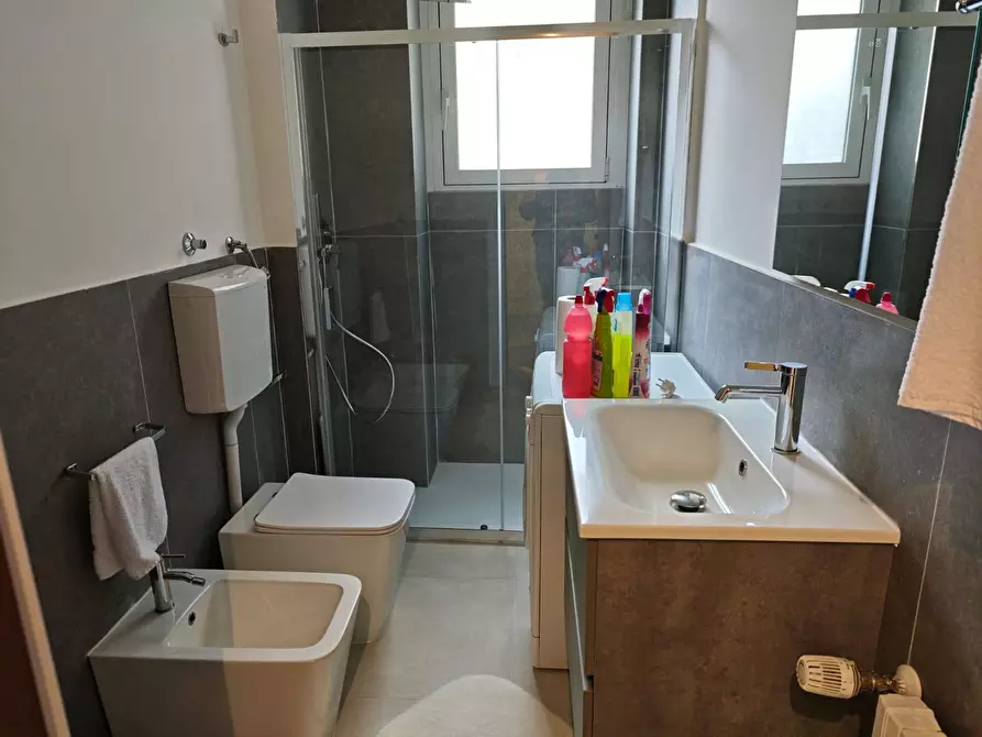 Immagine 11 di Appartamento in affitto  in via Rapisardi 15 a Milano