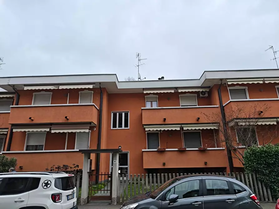 Immagine 1 di Appartamento in affitto  in via ariberto da dugnano 4 a Paderno Dugnano