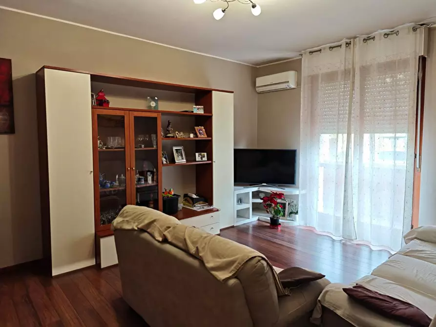 Immagine 17 di Appartamento in affitto  in via ariberto da dugnano 4 a Paderno Dugnano