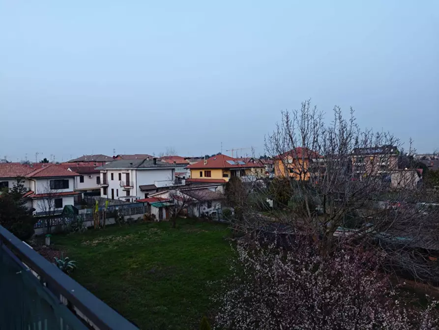 Immagine 27 di Appartamento in affitto  in via Cassinetta 49 a Desio