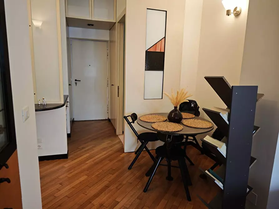 Immagine 5 di Appartamento in affitto  in via Cremosano 4 a Milano