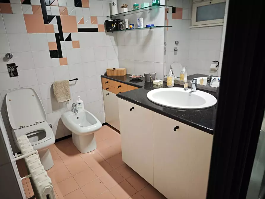 Immagine 16 di Appartamento in affitto  in via Cremosano 4 a Milano