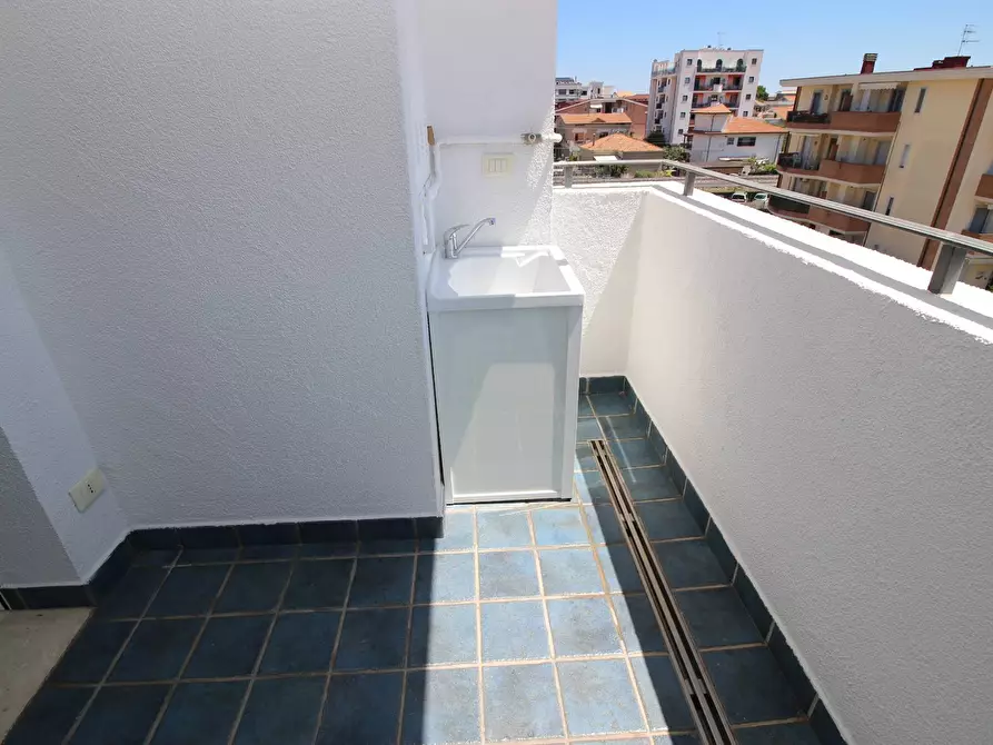 Immagine 7 di Appartamento in vendita  in Via Cavour 22 a Tortoreto