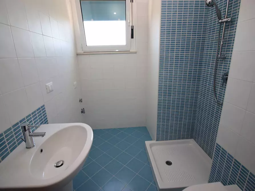 Immagine 20 di Appartamento in vendita  in Via Cavour 22 a Tortoreto