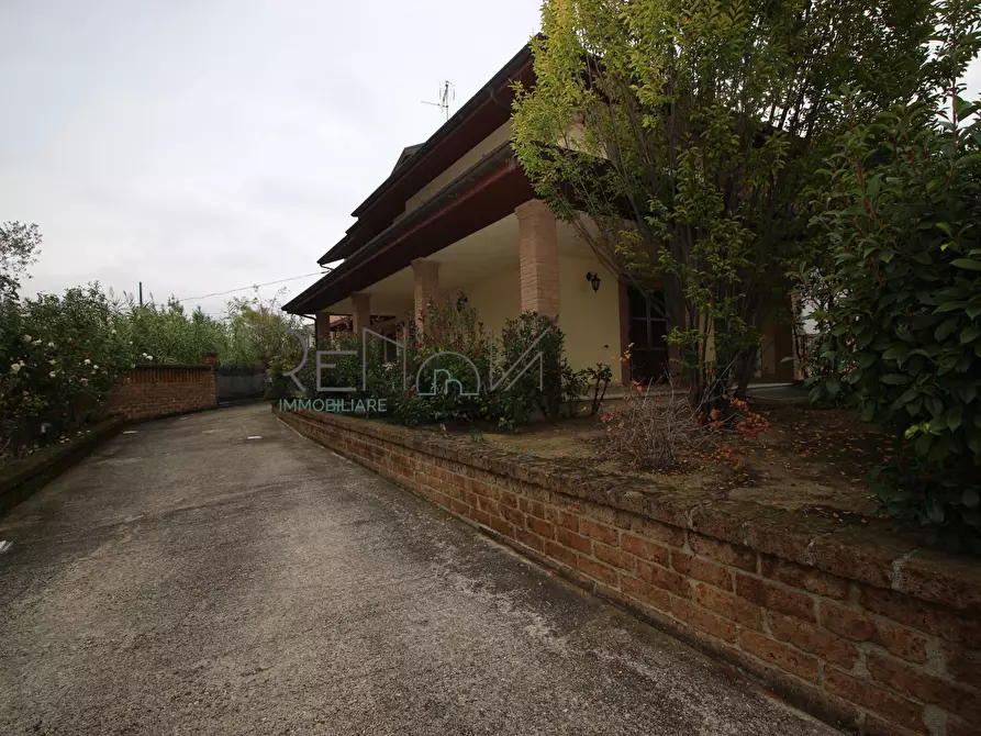 Immagine 5 di Villa in vendita  in Via Mirabilii 16B a Campli