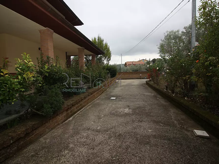 Immagine 8 di Villa in vendita  in Via Mirabilii 16B a Campli