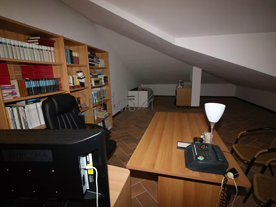 Immagine 61 di Villa in vendita  in Via Mirabilii 16B a Campli