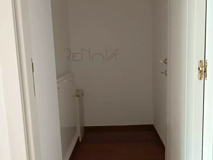 Immagine 12 di Appartamento in vendita  in via Porta Carrese 47 a Teramo