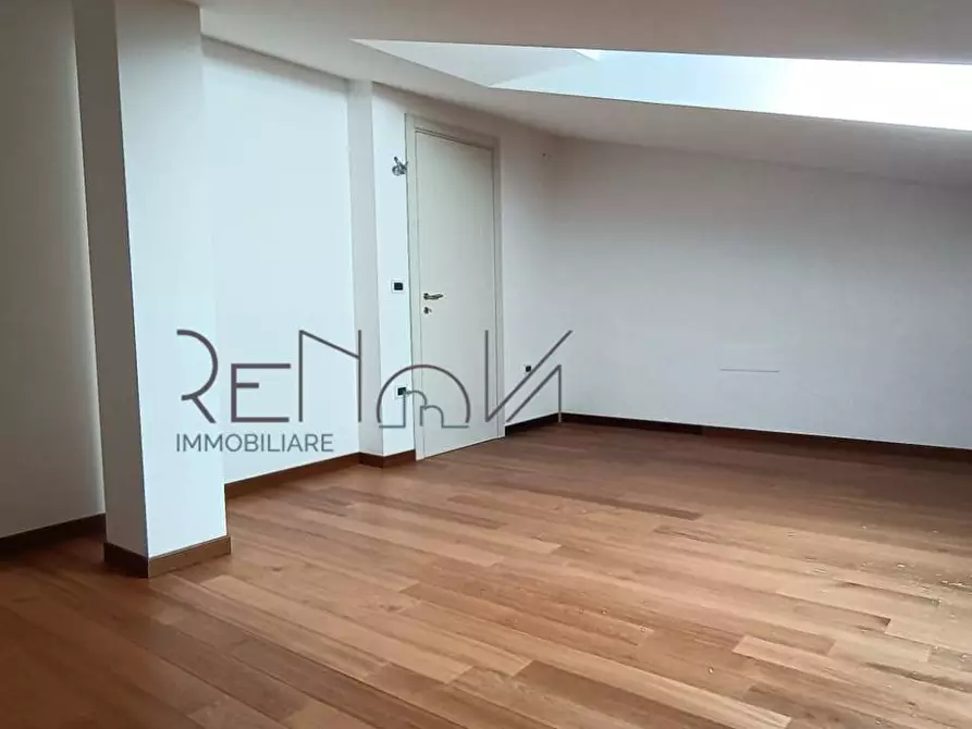 Immagine 16 di Appartamento in vendita  in via Porta Carrese 47 a Teramo