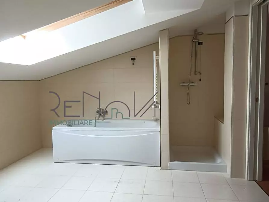 Immagine 25 di Appartamento in vendita  in via Porta Carrese 47 a Teramo