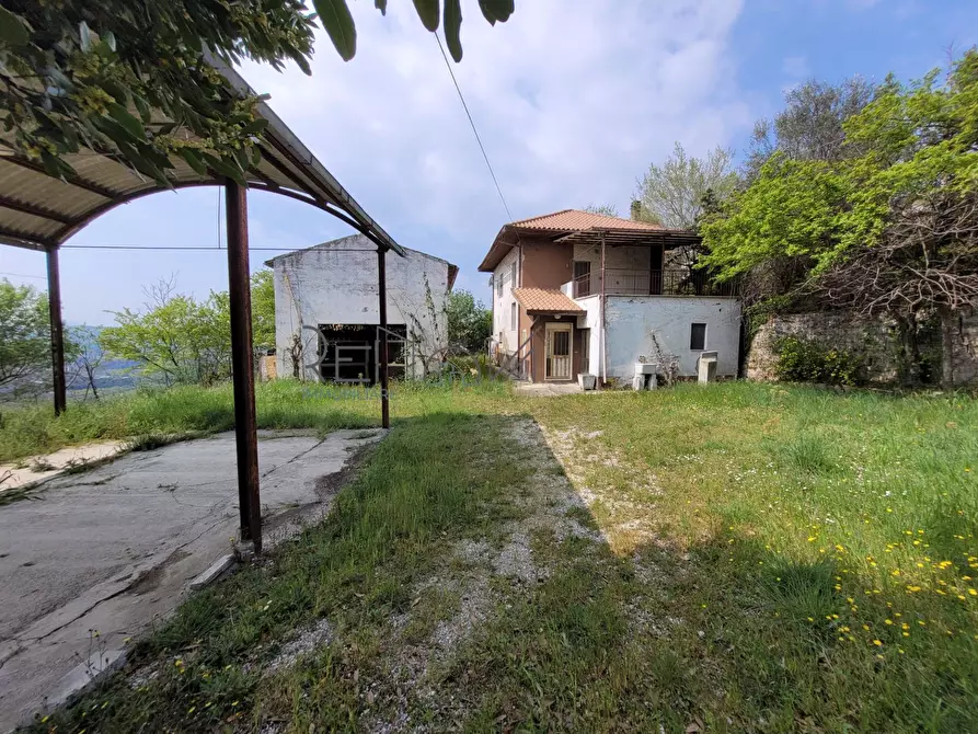 Immagine 1 di Casa indipendente in vendita  in Via Del Sole snc a Tortoreto
