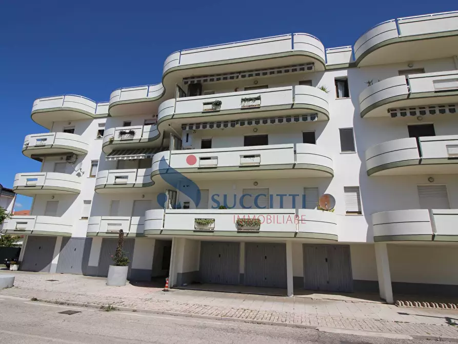 Immagine 1 di Appartamento in vendita  in Via Castellano 1 a Martinsicuro