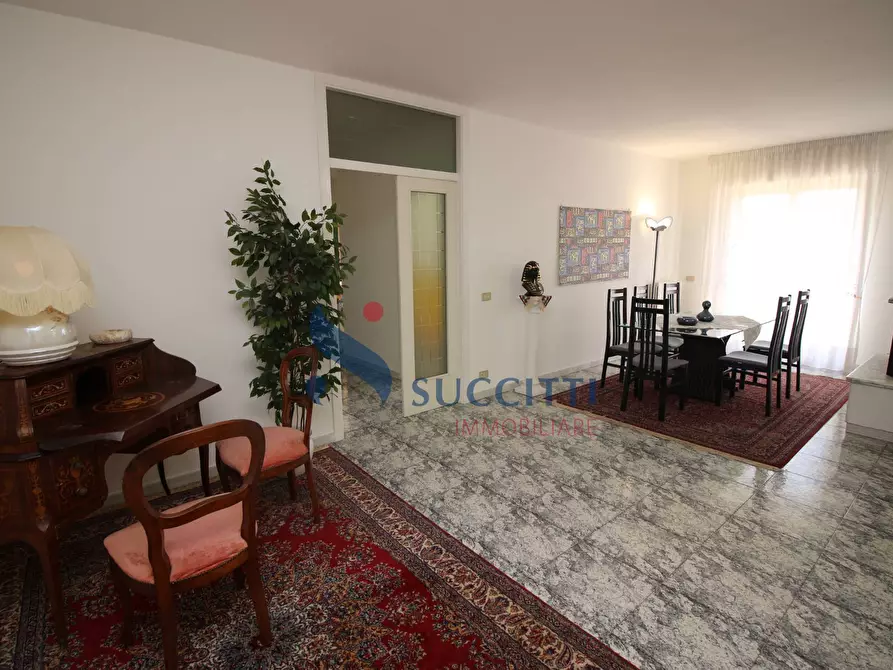 Immagine 4 di Appartamento in vendita  in Via Castellano 1 a Martinsicuro