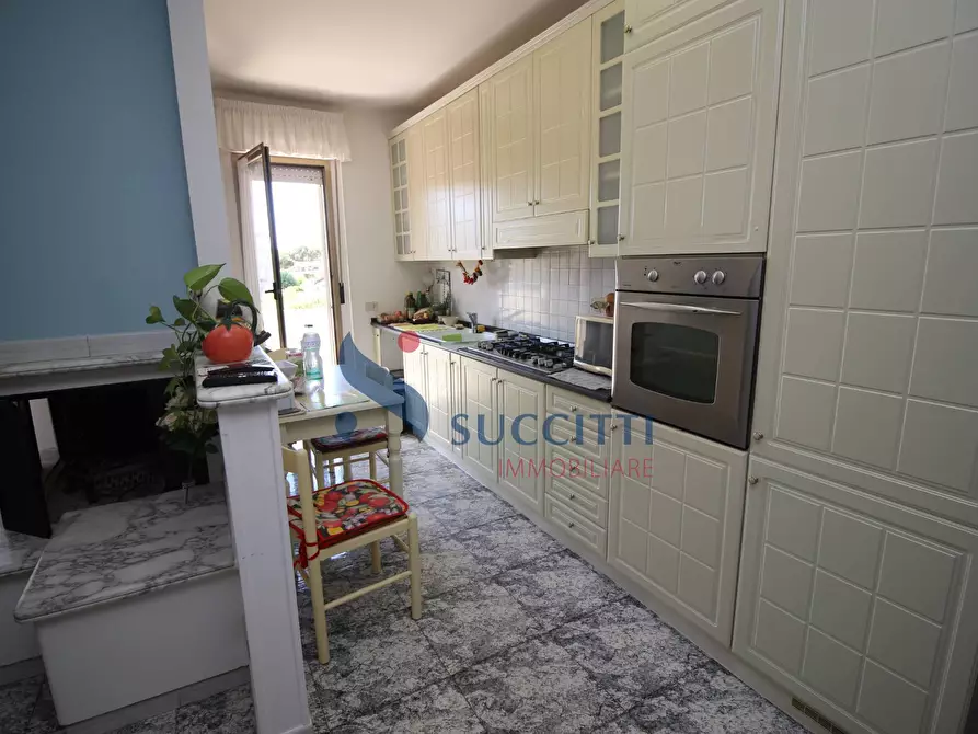 Immagine 7 di Appartamento in vendita  in Via Castellano 1 a Martinsicuro