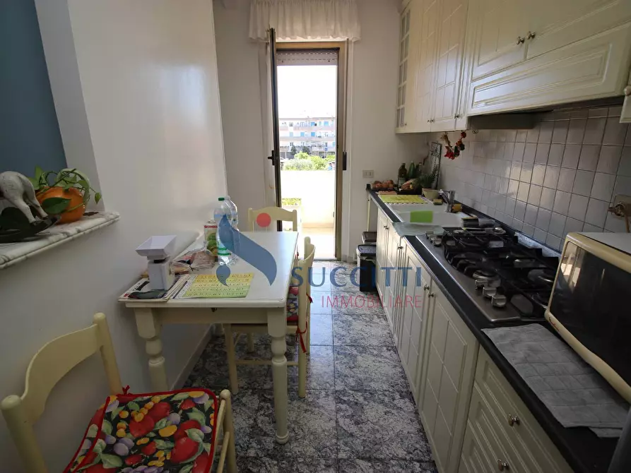 Immagine 8 di Appartamento in vendita  in Via Castellano 1 a Martinsicuro