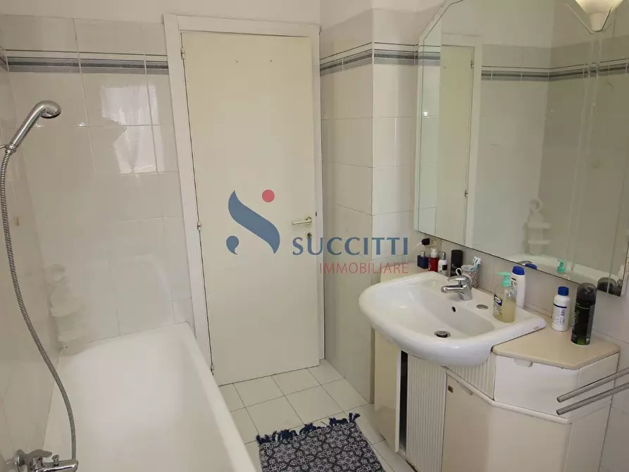 Immagine 24 di Appartamento in vendita  in Via Castellano 1 a Martinsicuro