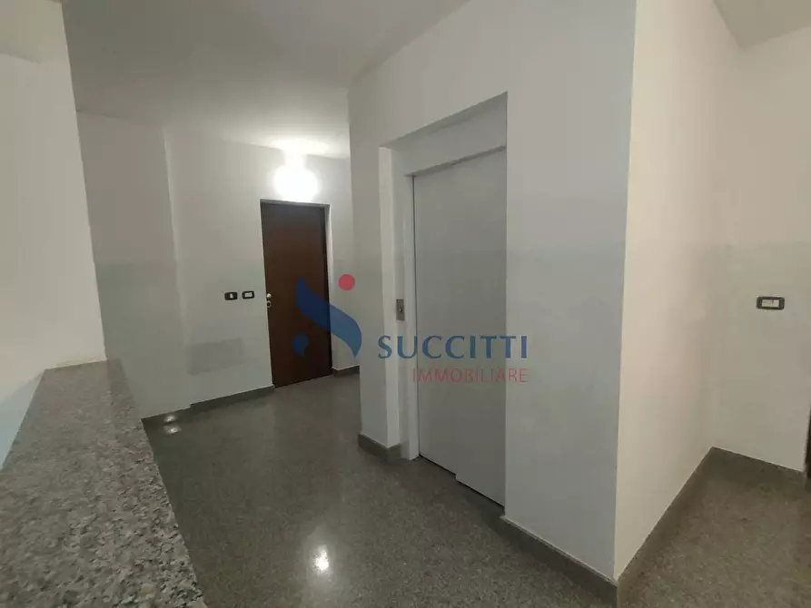 Immagine 28 di Appartamento in vendita  in Via Belvedere a Tortoreto