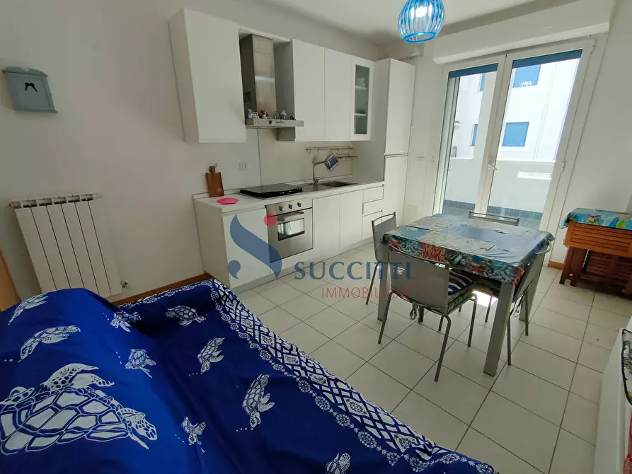 Immagine 2 di Appartamento in vendita  in via Camillo Benso di Cavour 22 a Tortoreto