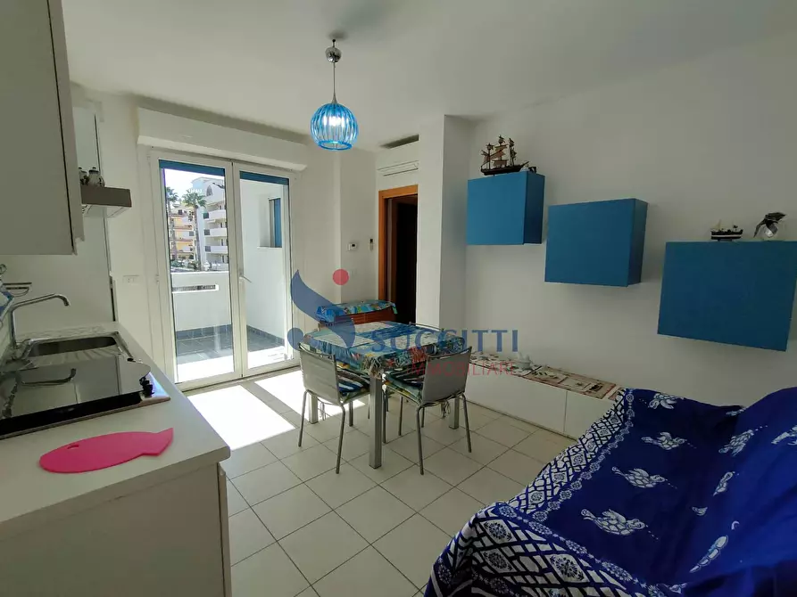 Immagine 4 di Appartamento in vendita  in via Camillo Benso di Cavour 22 a Tortoreto
