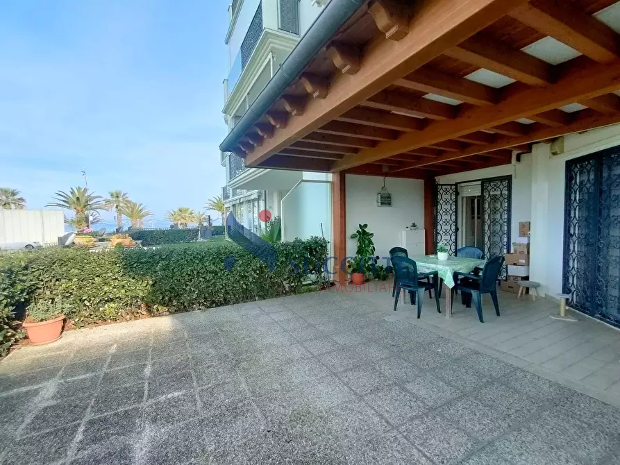 Immagine 16 di Appartamento in vendita  in viale sirena 488 a Tortoreto