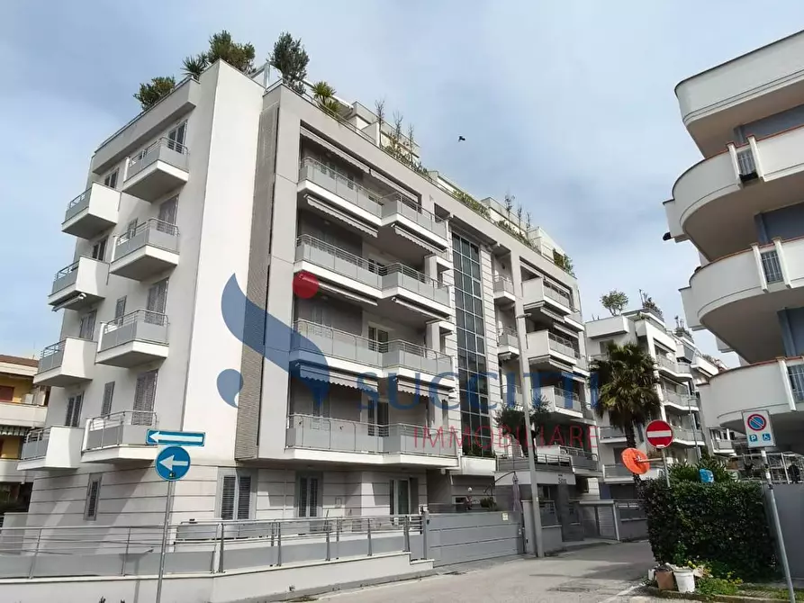 Immagine 28 di Appartamento in vendita  in Via Merano 12 a Giulianova