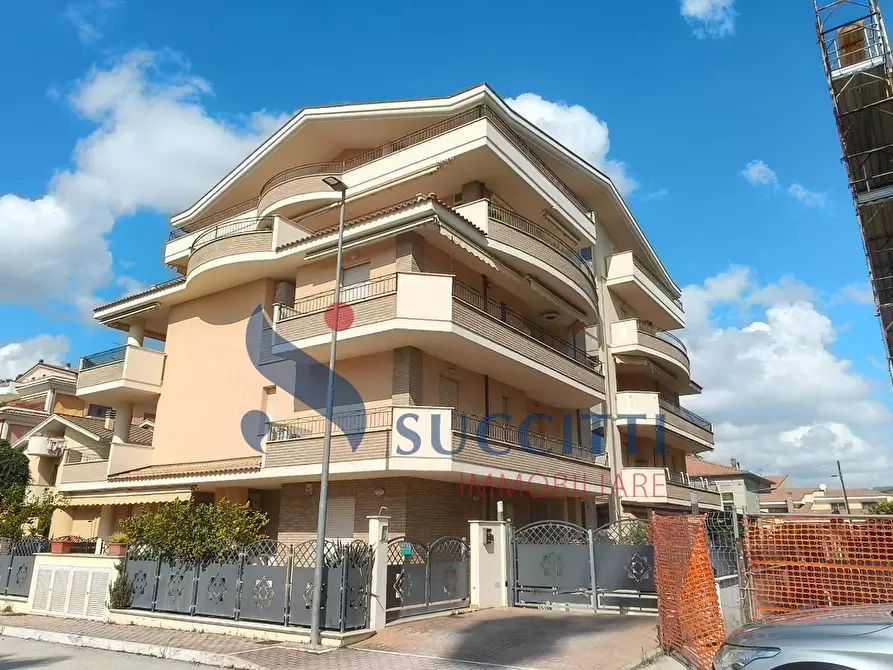 Immagine 1 di Appartamento in affitto  in Via Corradino D'Ascanio 16 a Tortoreto