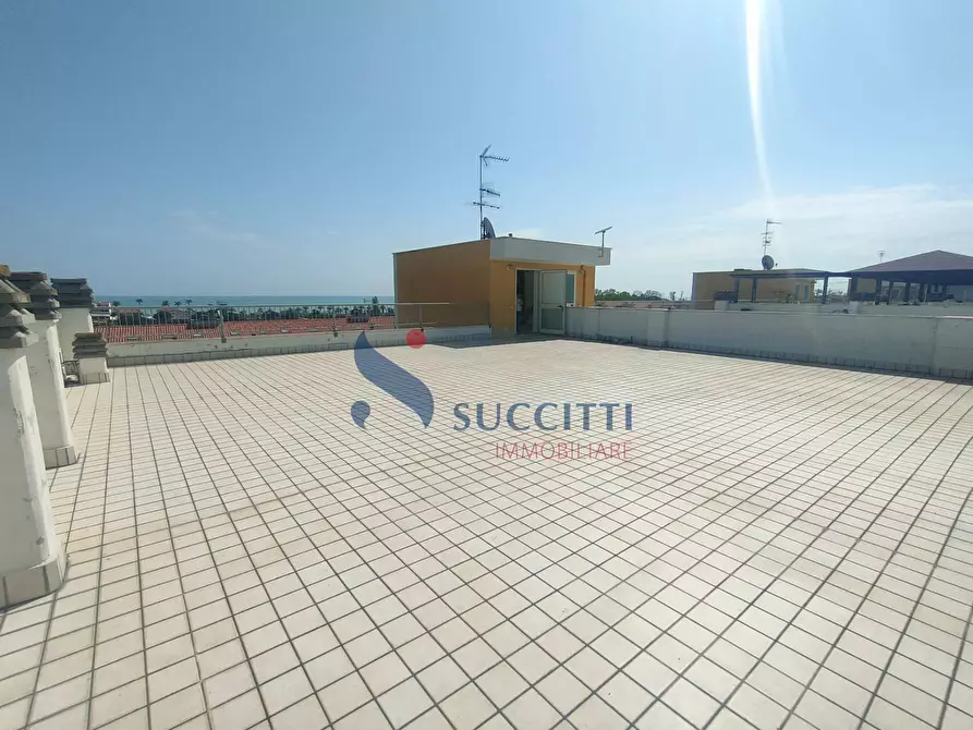 Immagine 37 di Appartamento in vendita  in via Guttuso 6 a Tortoreto