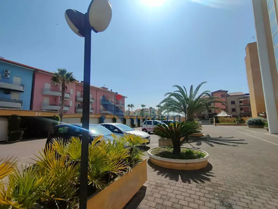 Immagine 44 di Appartamento in vendita  in via Guttuso 6 a Tortoreto