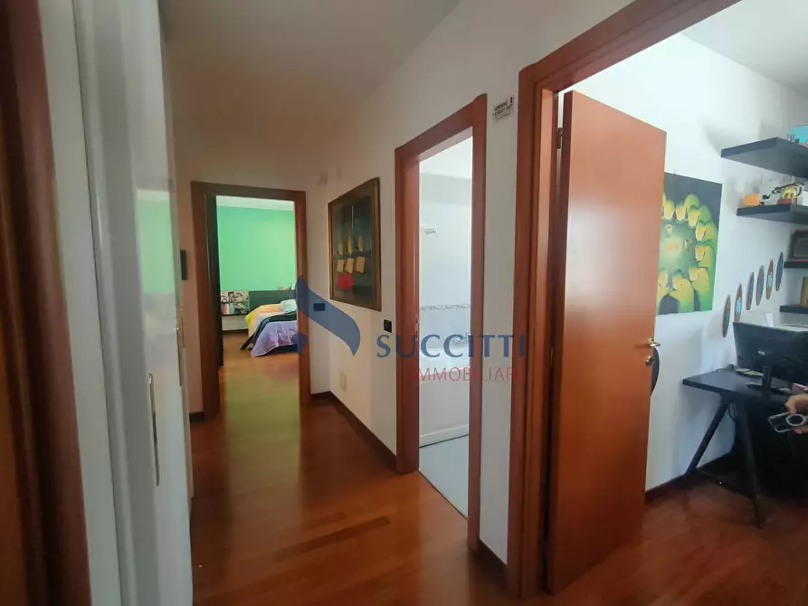 Immagine 15 di Appartamento in vendita  in via Guttuso 6 a Tortoreto