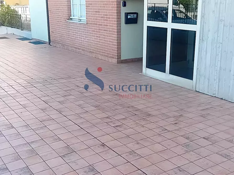 Immagine 2 di Appartamento in vendita  in Via Brenta snc a Alba Adriatica