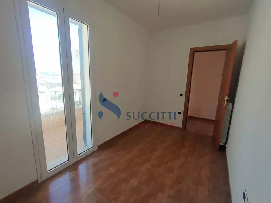 Immagine 23 di Appartamento in vendita  in Via 2 Giugno a Tortoreto