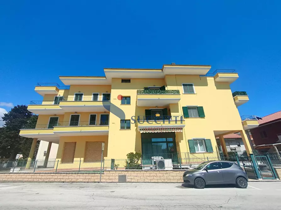 Immagine 1 di Appartamento in vendita  in Via 2 Giugno a Tortoreto