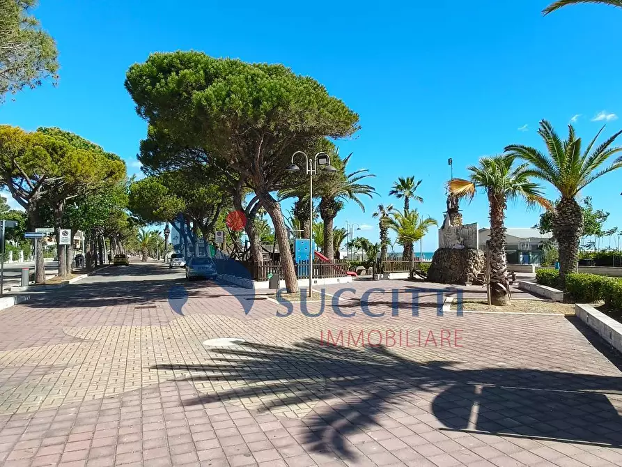 Immagine 38 di Appartamento in affitto  in Lungomare Sirena angolo Via Gabriele D'Annunzio a Tortoreto