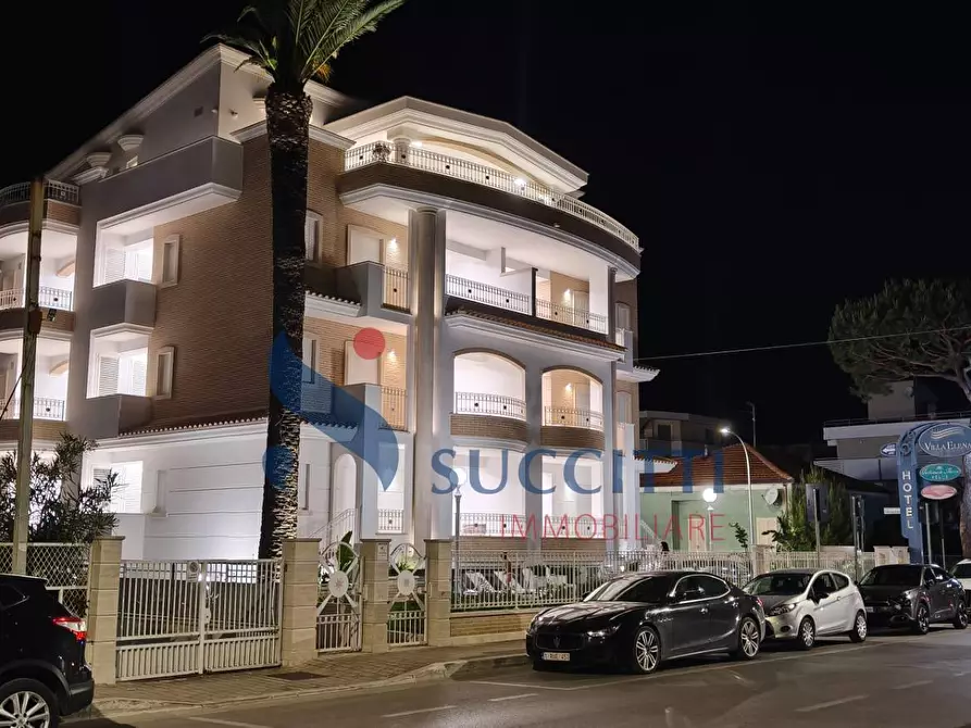 Immagine 41 di Appartamento in affitto  in Lungomare Sirena angolo Via Gabriele D'Annunzio a Tortoreto