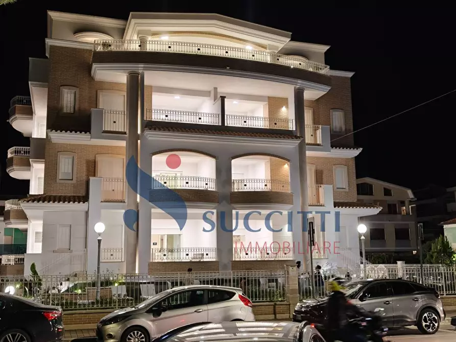 Immagine 42 di Appartamento in affitto  in Lungomare Sirena angolo Via Gabriele D'Annunzio a Tortoreto